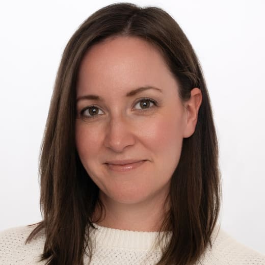 Portrait of Chantelle McEwen